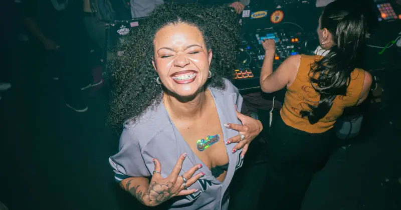 Samla ditt crew, plocka fram din bästa Y2K-look och möt oss på dansgolvet!!